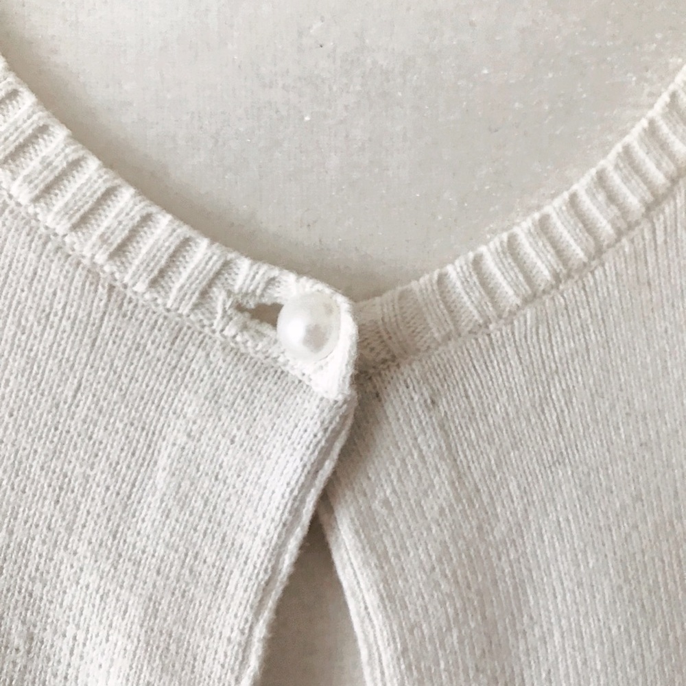 Croft & Barrow Ivory Pearl Button Cardigan - Picture 4 of 5